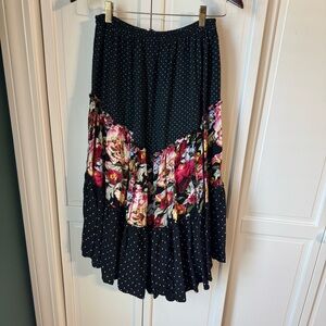 American Vintage Black Floral Asymmetrical Skirt
